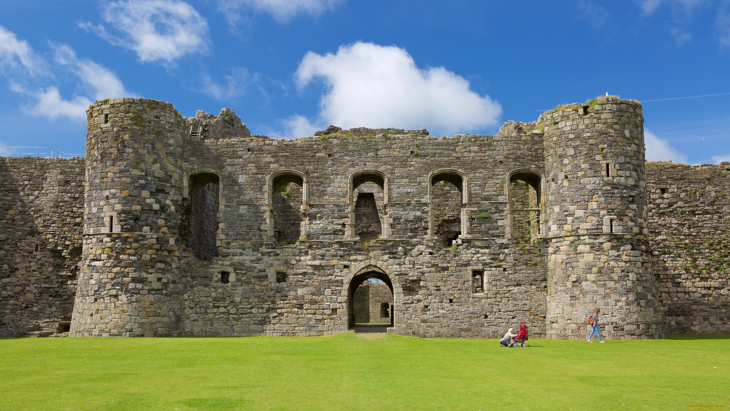 beaumaris castle, wales, england, ,  , beaumaris, castle